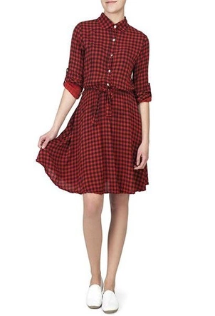 KOSZULOWA SUKIENKA W KRATĘ CZERWONA (9492)