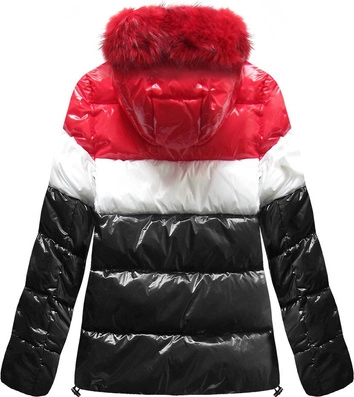 KRÓTKA LAKIEROWANA KURTKA DAMSKA CZARNA (7691)