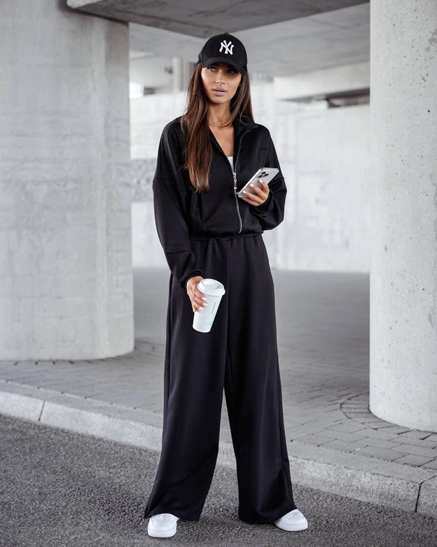 Komplet damski szerokie spodnie i bluza ze stójką czarny (821109)