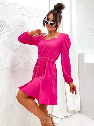 Elegancka sukienka z rozkloszowanym dołem fuksja (8249)