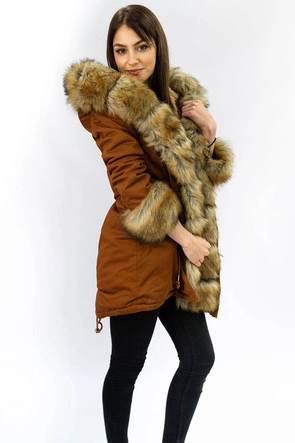 Bawełniana damska parka zimowa z futrem karmelowa (xw793x)