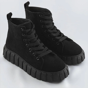 Sznurowane trzewiki z imitacji zamszu czarne (xa057)