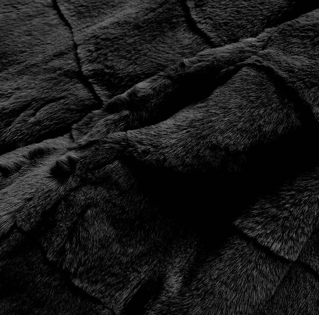 Futrzana kurtka damska czarna (CX009-1)