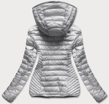 Pikowana kurtka damska z kapturem srebrna (b9561)