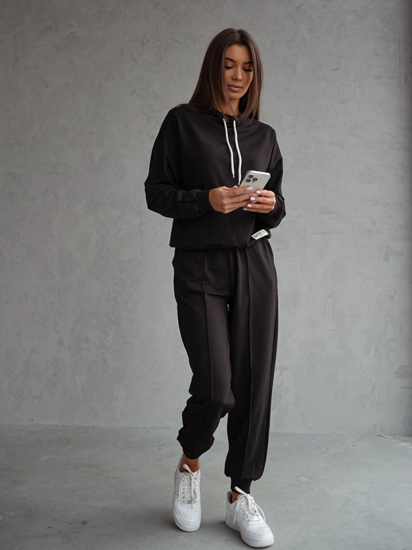Komplet dresowy bluza ze stójką i spodnie czarny (82162)