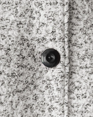 KRÓTKI PŁASZCZ ZE STÓJKĄ ECRU (536ART)