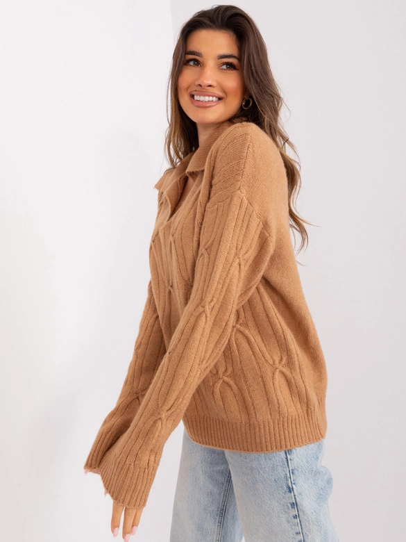 Sweter damski z kołnierzykiem camel (2349)