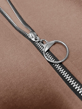 Dresowa narzutka ze swetrowymi rękawami beżowa (5759)