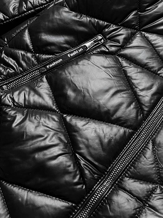 Damska kurtka przejściowa plus size czarna (mm21-76)