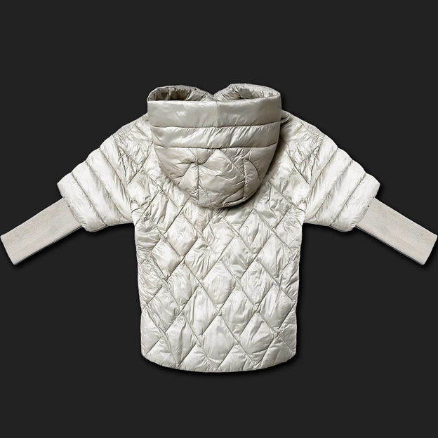 Lekka damska kurtka z dzianinowymi rękawami Minority ecru (M2-6701-12)