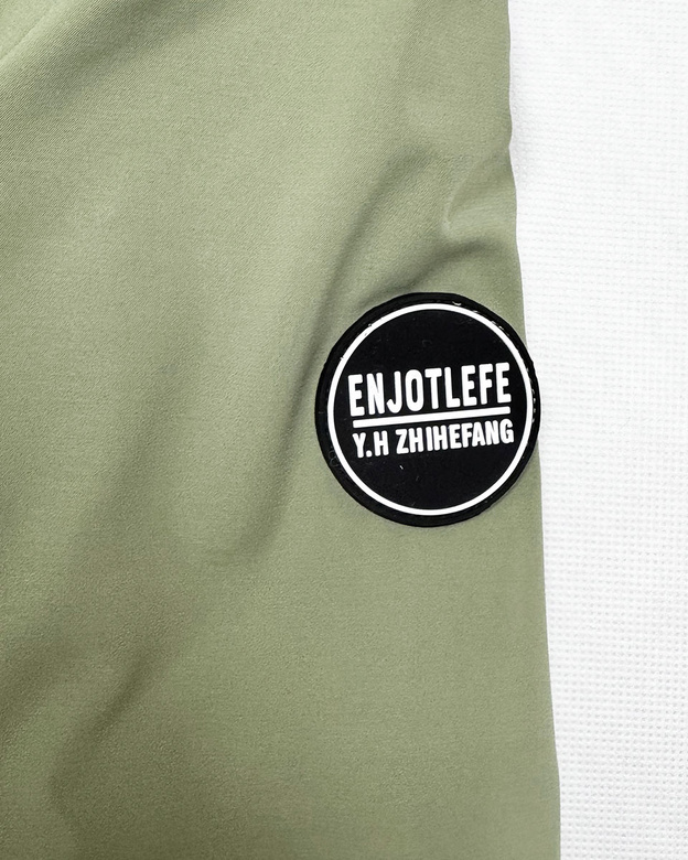 Prosta kurtka z kapturem i trokiem w talii Goodlookin khaki (KK60418-3#)