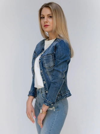 KRÓTKA KURTKA DAMSKA JEANSOWA NIEBIESKA (C016)