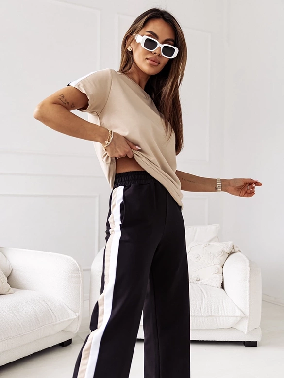 Komplet sportowy t-shirt oversize i spodnie dresowe beżowy (VE89)