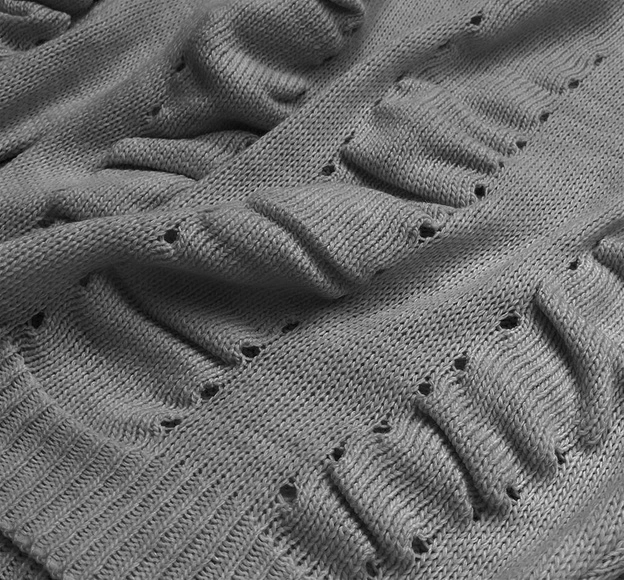 SWETER Z MARSZCZENIAMI CIEMNOSZARY (182ART)