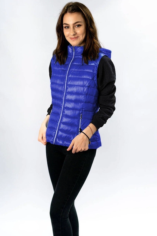 Pikowany błyszczący bezrękawnik damski chabrowy (7000)