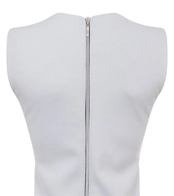 SZARA SUKIENKA Z ZAMKIEM NA PLECACH (GOOD19)