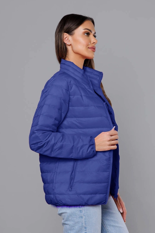 Lekka pikowana kurtka damska granatowa (58M23037-215)