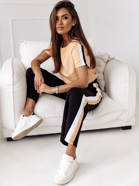 Komplet sportowy t-shirt oversize i spodnie dresowe brzoskwiniowy (VE89)