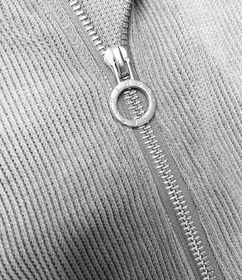 Dresowy komplet damski typu wafel jasnoszary (AMG-339A)