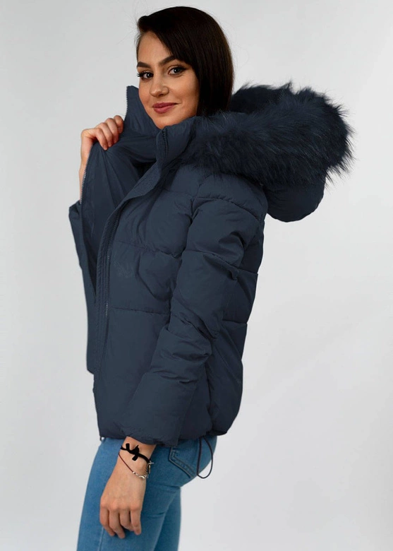 Zimowa krótka pikowana kurtka damska granatowa (7694)
