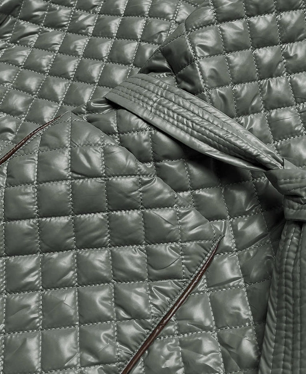 Pikowana kurtka damska z paskiem szarozielona (7262)