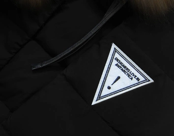 KURTKA Z PUCHEM NATURALNYM CZARNA (8062)