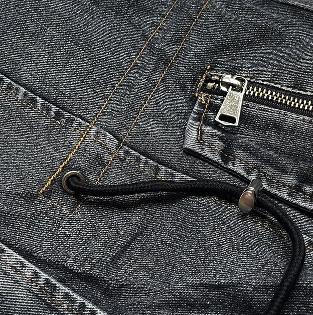 Damska kurtka jeansowa na futrzanej podszewce czarna (B8068-101)