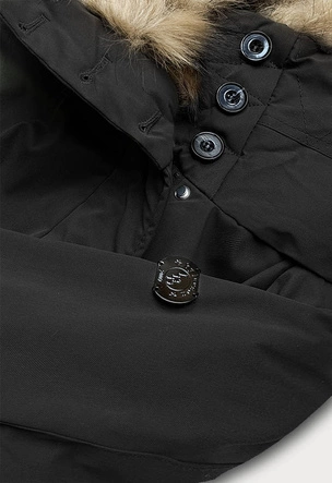 Pikowana zimowa kurtka damska z futerkiem czarna (m-137)