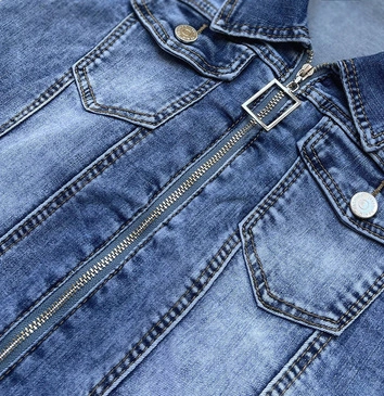 Dżinsowa sukienka z krótkim rękawem niebieska (GD6620)