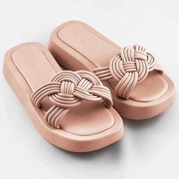 Damskie klapki na płaskiej podeszwie beżowe (cm-49)