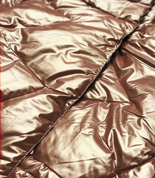 Kurtka damska z połyskiem złota (omdl-023)