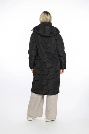 Luźna kurtka damska z ozdobnym pikowaniem Ann Gissy czarna (AG1-J9161)