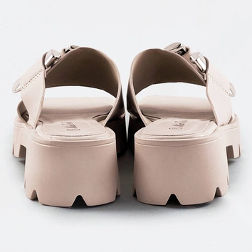 DAMSKIE KLAPKI NA TRAKTOROWEJ PODESZWIE BEŻOWE (AE109)