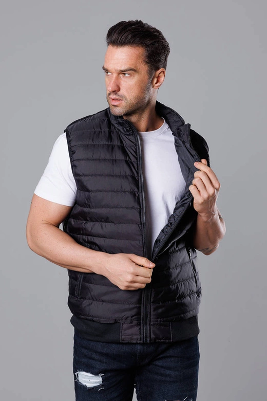 Pikowany bezrękawnik męski czarny (8MY77-1)