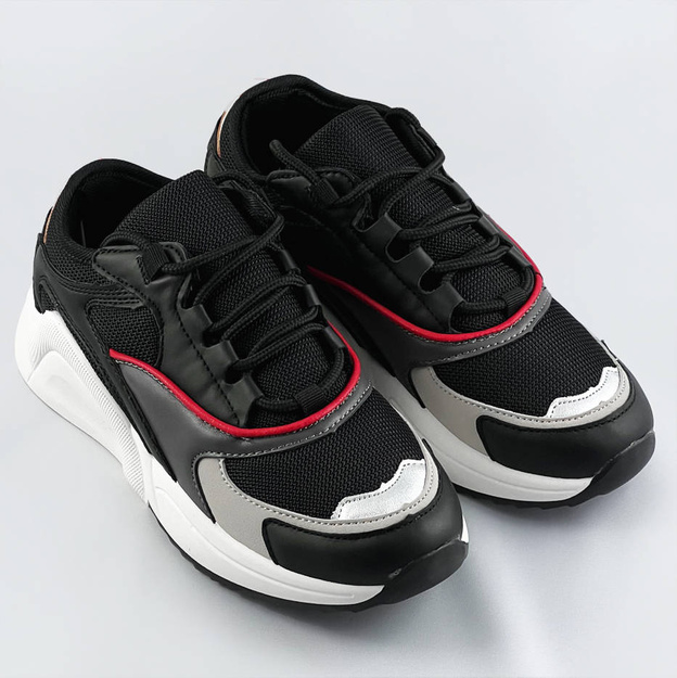 Sznurowane sneakersy z kolorowymi wstawkami czarne (6346)