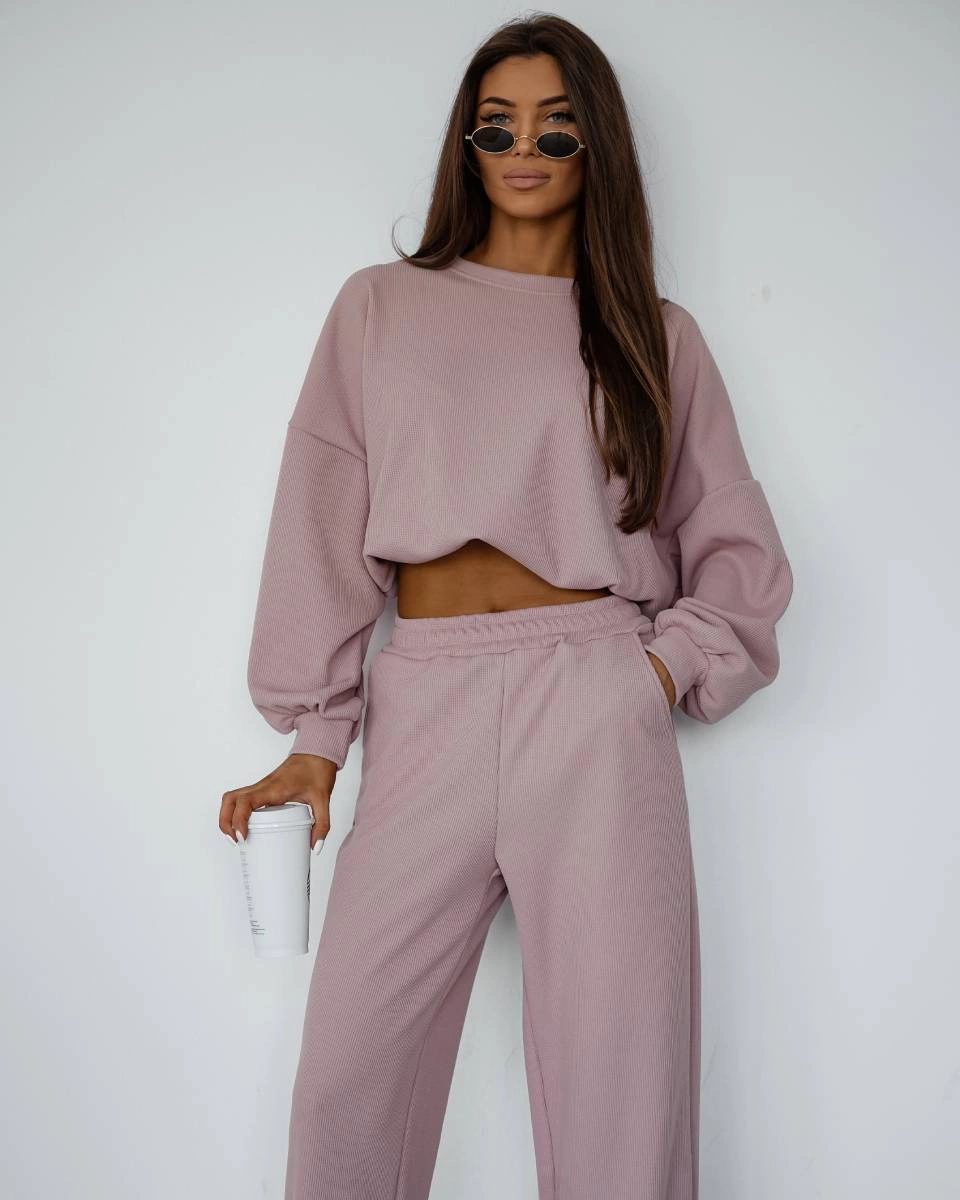 Waflowy komplet damski bluza + spodnie pudrowy róż (821108)