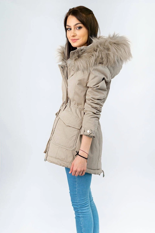 ZIMOWA DAMSKA PARKA Z KAPTUREM BEŻOWA (7617)
