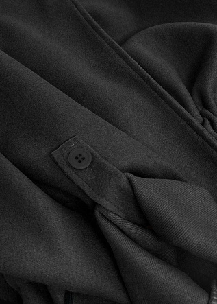 LUŹNY PŁASZCZ DAMSKI Z KLAPAMI CZARNY (20536)