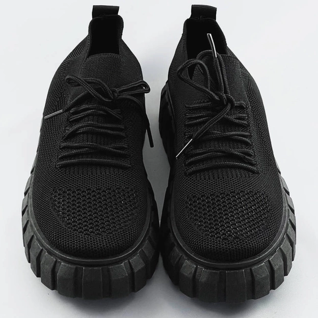 Ażurowe buty sznurowane czarne (aa37)