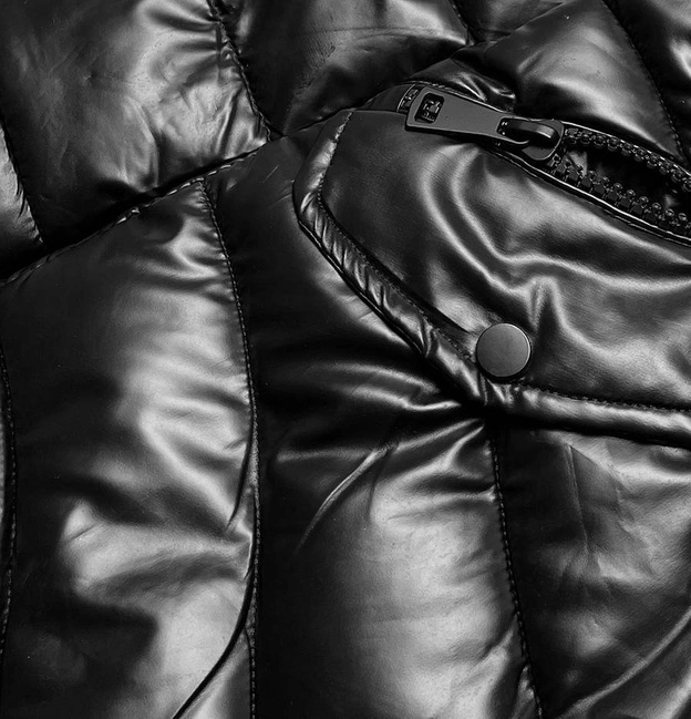 Puchowa kurtka zimowa damska czarna (M-21006)