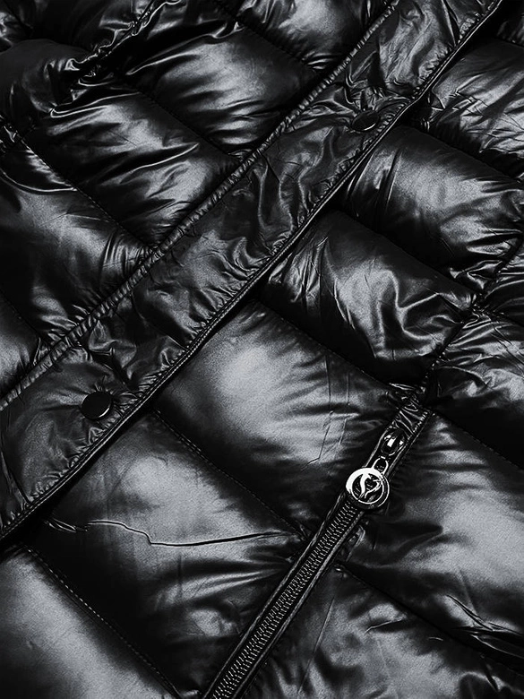 Lekka pikowana kurtka zimowa damska czarna (z2780-1)