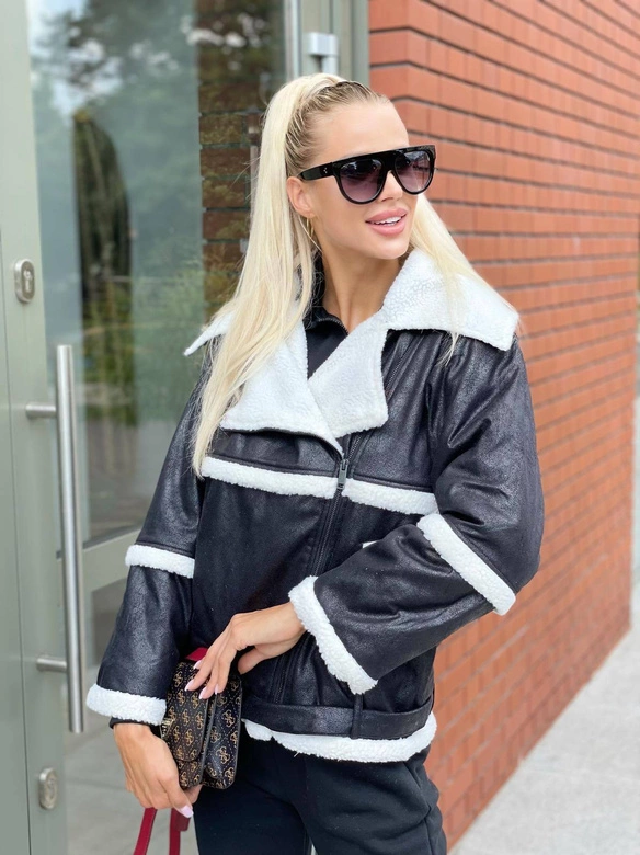 OCIEPLANA RAMONESKA Z FUTERKIEM CZARNO-BIAŁA (733ART)