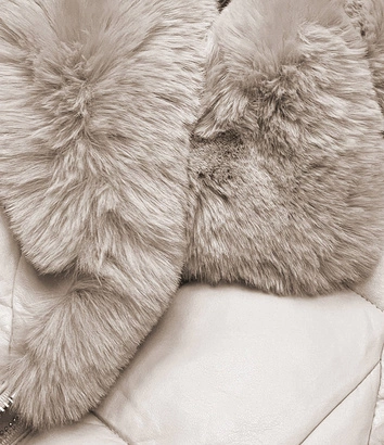 Kurtka damska z futrzanym kołnierzem beżowa (AG6-28)