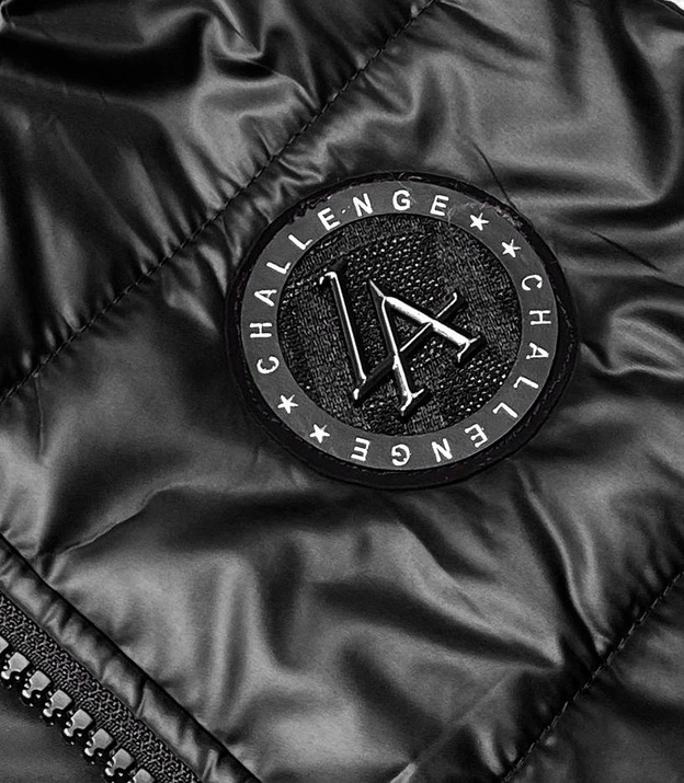 Kamizelka z geometrycznym dołem czarna (B0122-1)