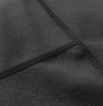 Klasyczne legginsy lycra z połyskiem czarne (XL017-1)