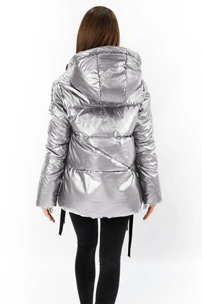 Krótka kurtka damska z asymetrycznym dołem jasnoszara (632art)