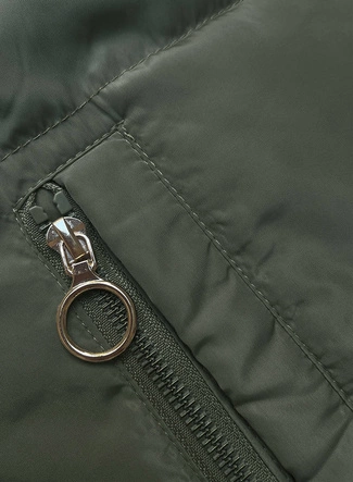 Dwustronna krótka kurtka z kapturem khaki-beż (B8181-11046)