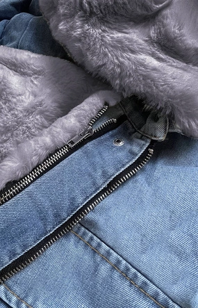 DAMSKA KURTKA JEANSOWA Z FUTRZANĄ PODPINKĄ NIEBIESKO - SZARA (9023#)