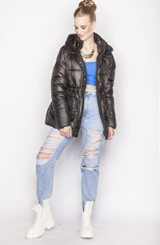 Puchowa kurtka damska czarna (ag6-26)