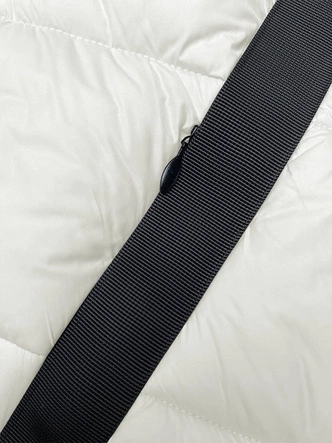 Pikowana kurtka damska zimowa ecru (H-896-11)